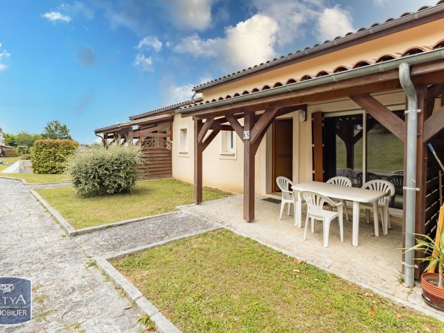 Appartement à vendre - 2 pièces - 46m2 - Sarlat-La-Canéda (24200)
