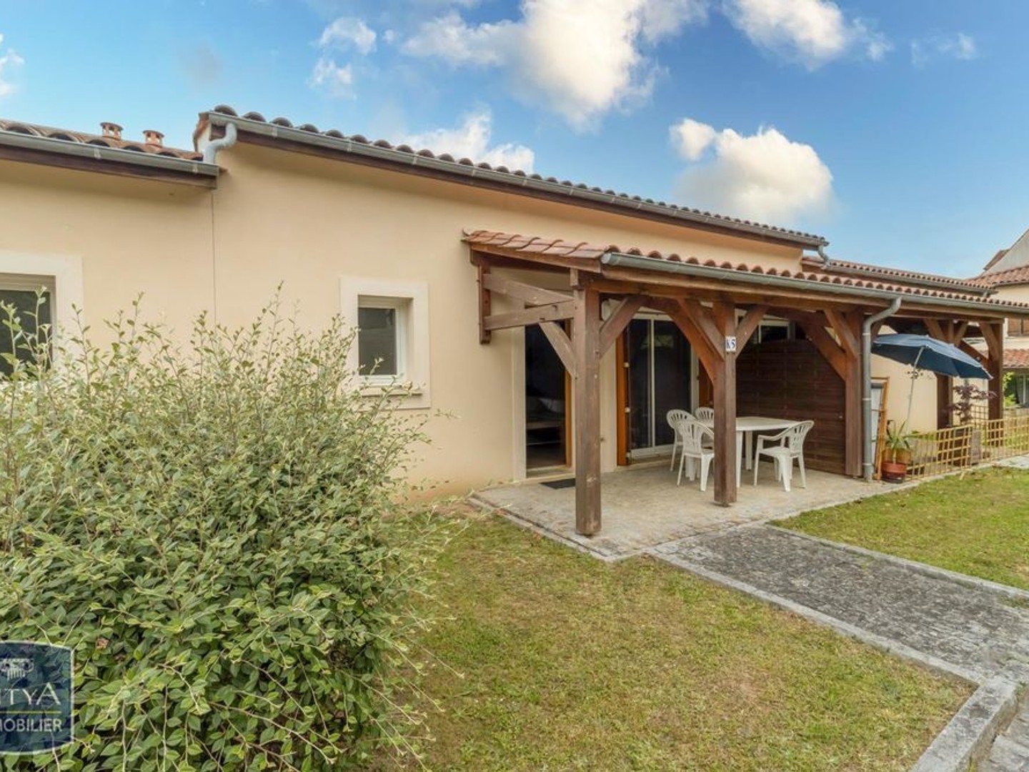 Appartement à vendre - 2 pièces - 46m2 - Sarlat-La-Canéda (24200)