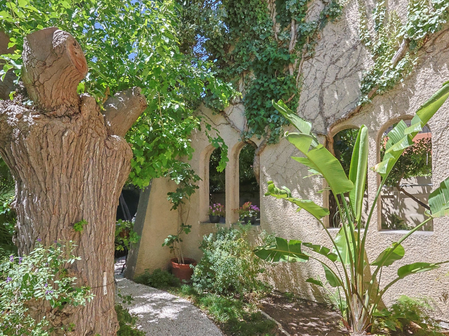 Maison à vendre - 5 pièces - 300m2 - Marseille 8e (13008)