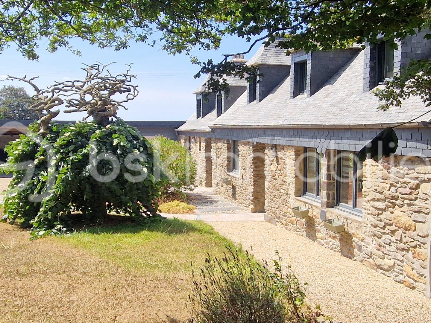 Maison 8 pièces 190 m²