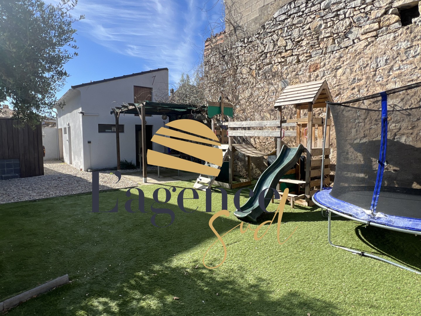 Appartement à vendre - 4 pièces - 95m2 - Solliès-Pont (83210)