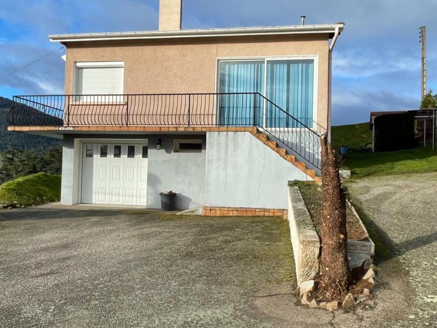 Maison à vendre - 3 pièces - 84m2 - Bourg-Argental (42220)