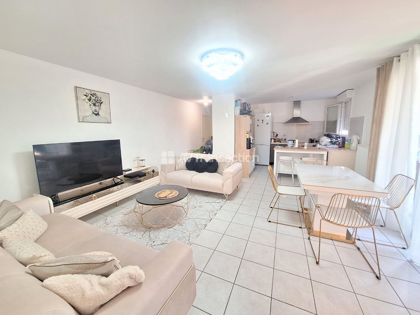 Appartement à vendre - 4 pièces - 80m2 - Vaulx-En-Velin (69120)