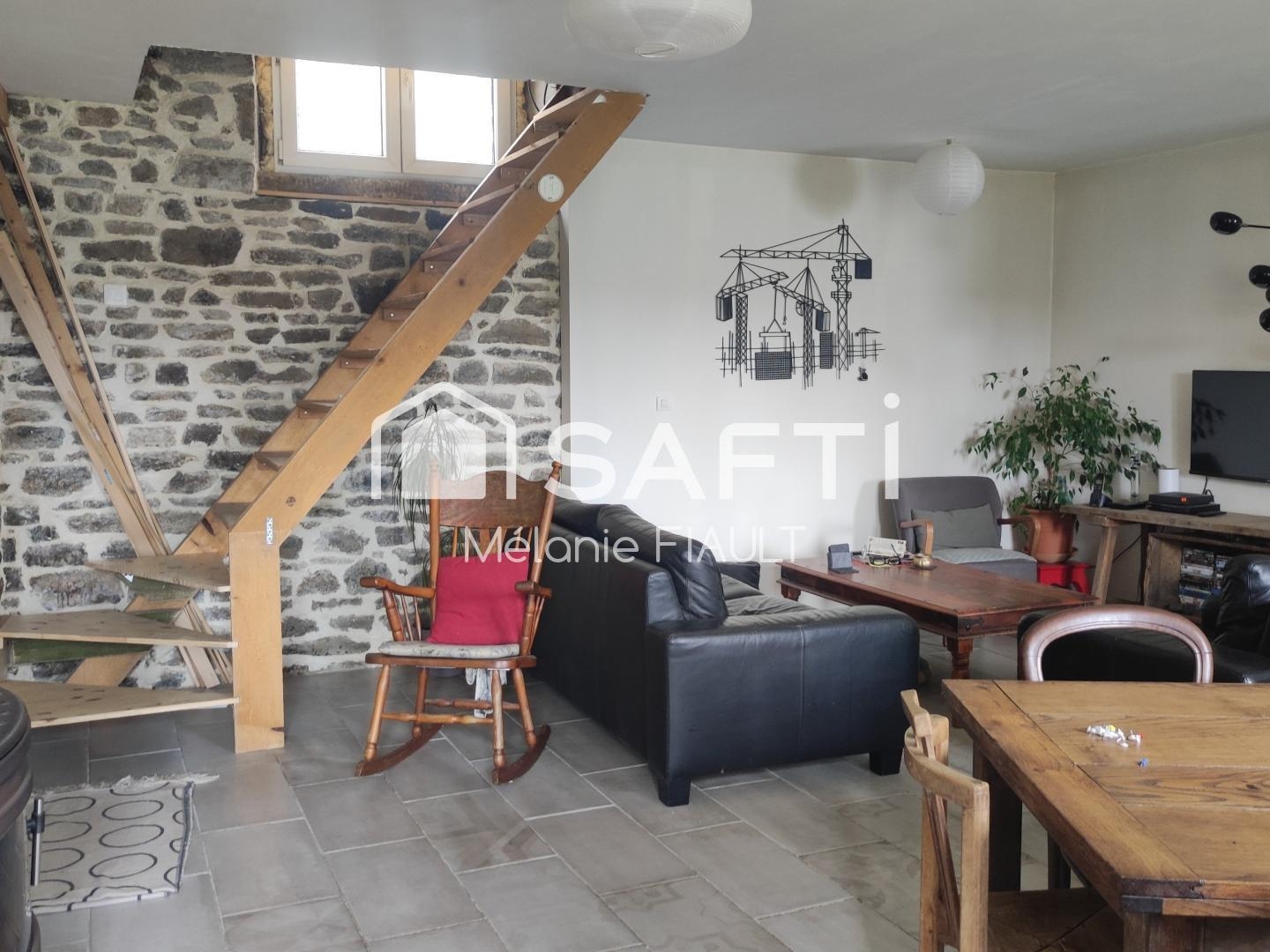 Maison à vendre - 5 pièces - 122m2 - Caligny (61100)