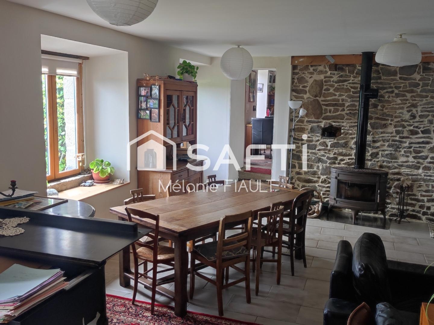 Maison à vendre - 5 pièces - 122m2 - Caligny (61100)