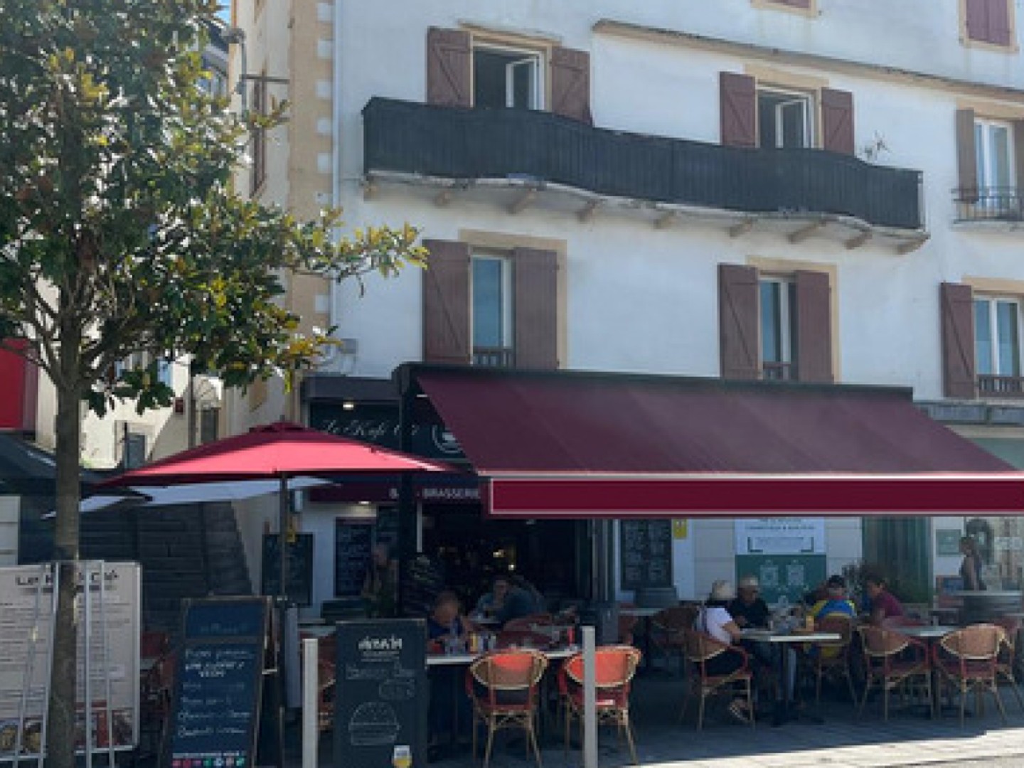 Bistrot/Restaurant 100 m2 licence IV à Hendaye