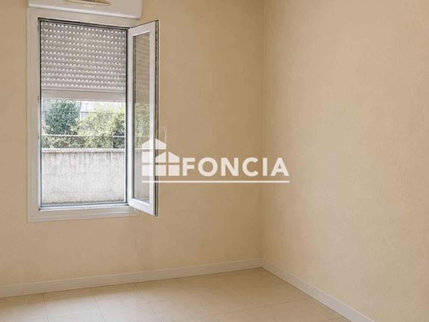 Appartement à vendre - 2 pièces - 38m2 - Nîmes (30900)