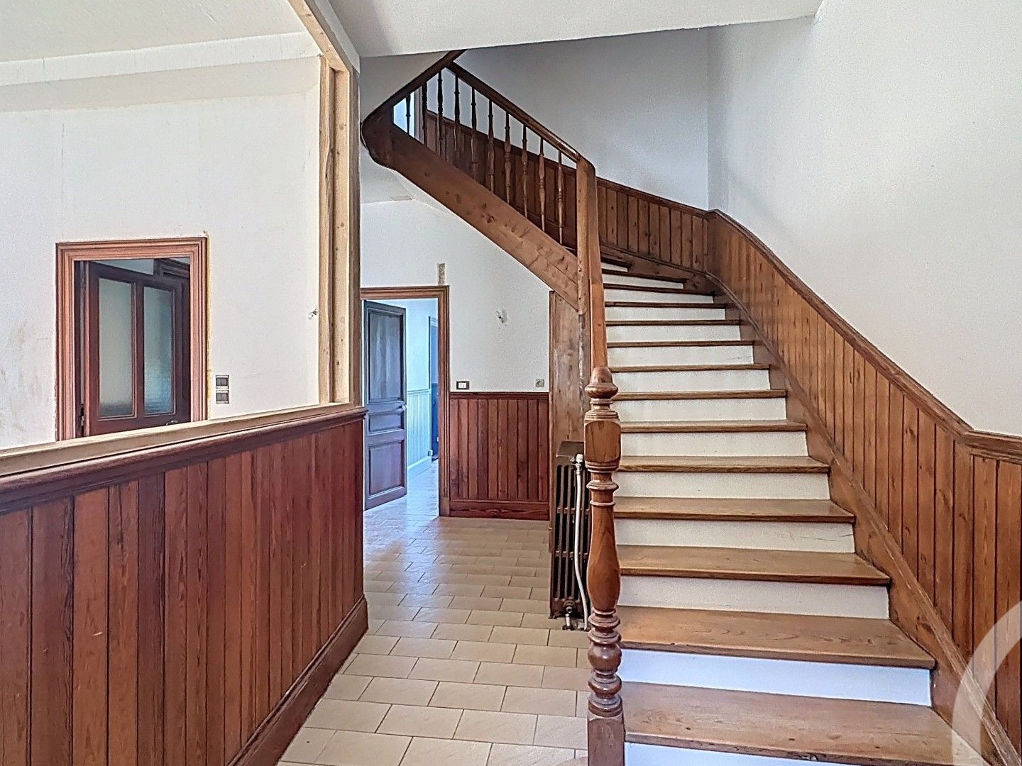 Immeuble à vendre - 10 pièces - 214m2 - Castillon-En-Cous... (09800)