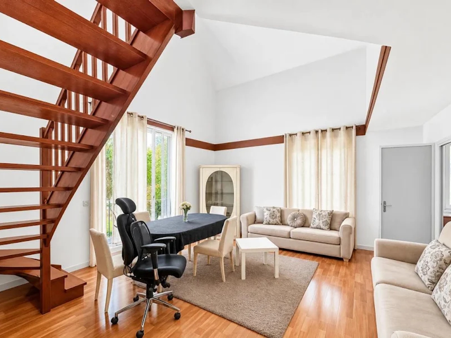 Appartement à vendre - 4 pièces - 78m2 - Villeneuve-La-Gar... (92390)