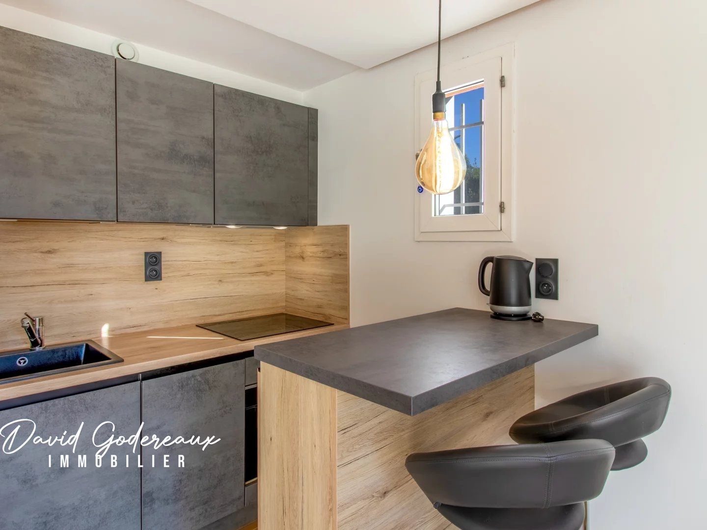 Appartement à vendre - 2 pièces - 36m2 - Saint-Raphaël (83700)