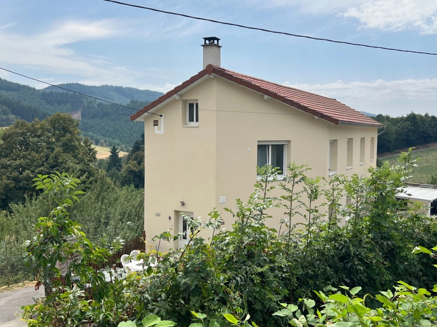 Maison à vendre - 6 pièces - 135m2 - Lamure-Sur-Azergues (69870)