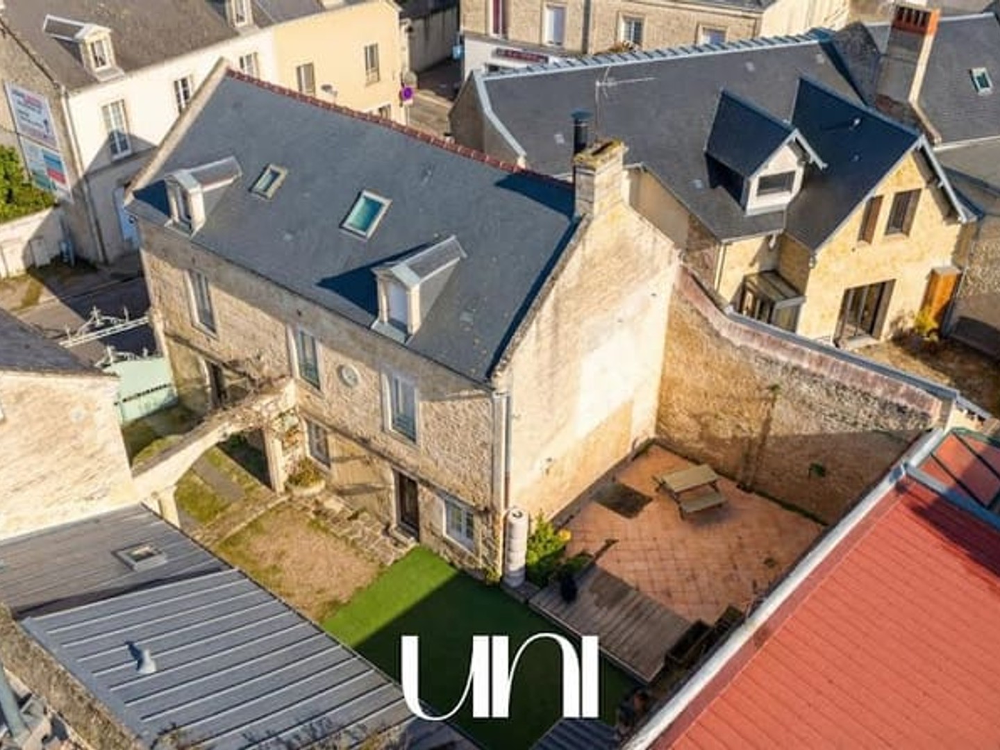 Maison 9 pièces 190 m²