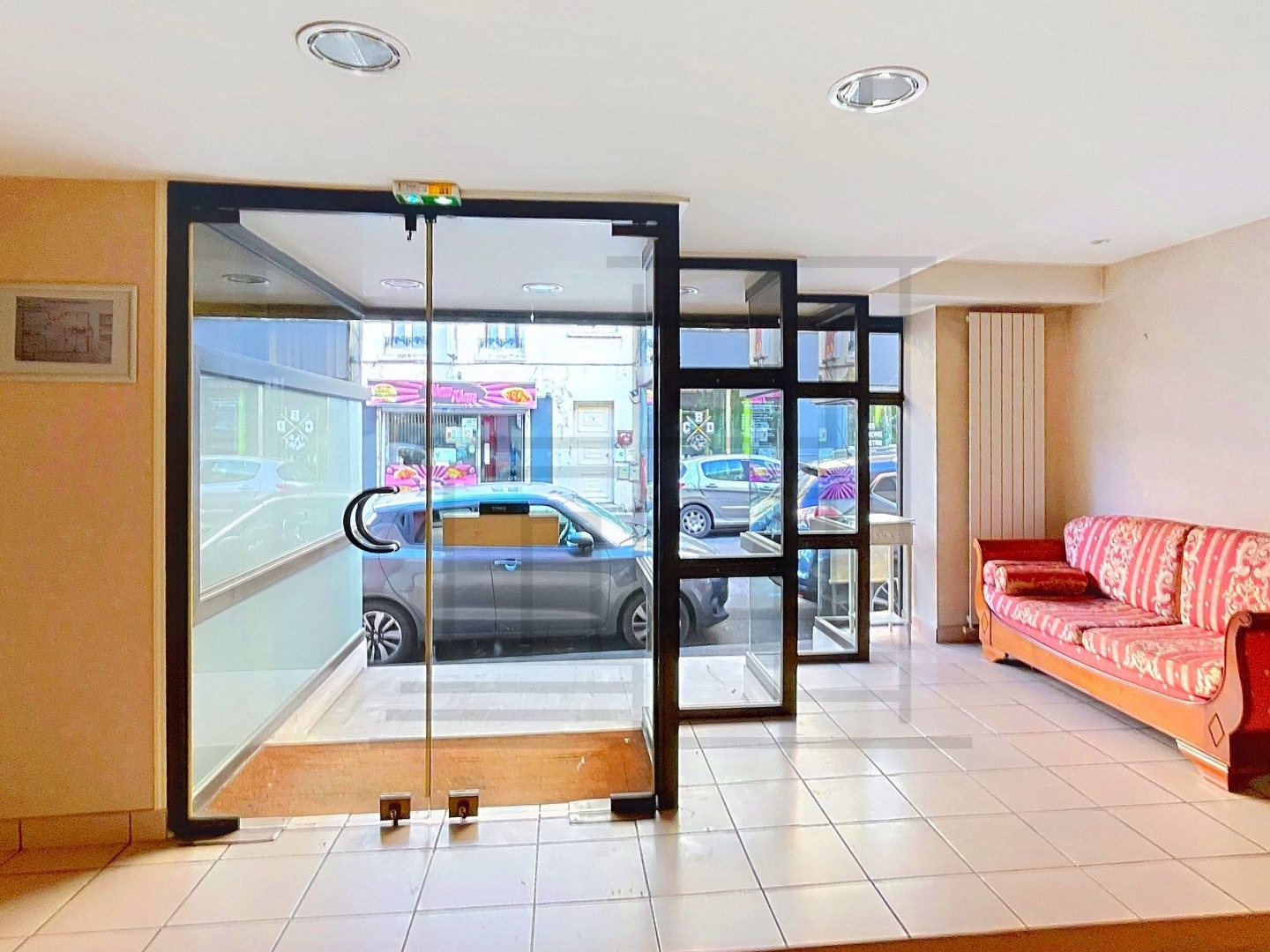 Locaux à vendre - 6 pièces - 175m2 - Beaumont-Sur-Oise (95260)