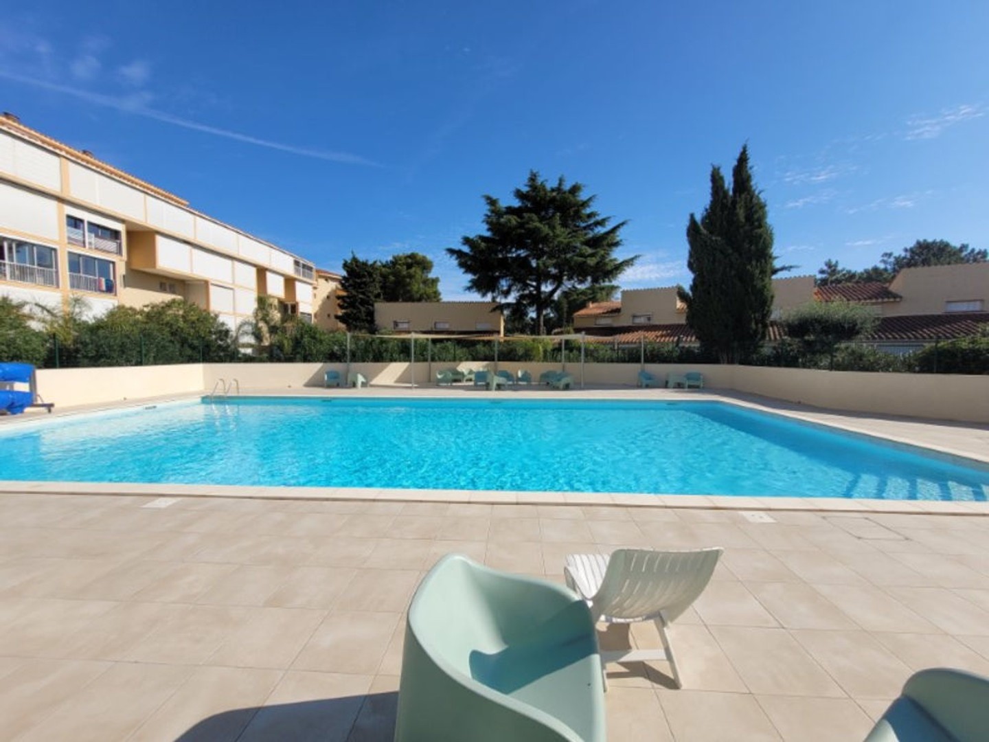 Résidence avec Piscine, Bel Appartement en Rez de Jardin 33m2 sh