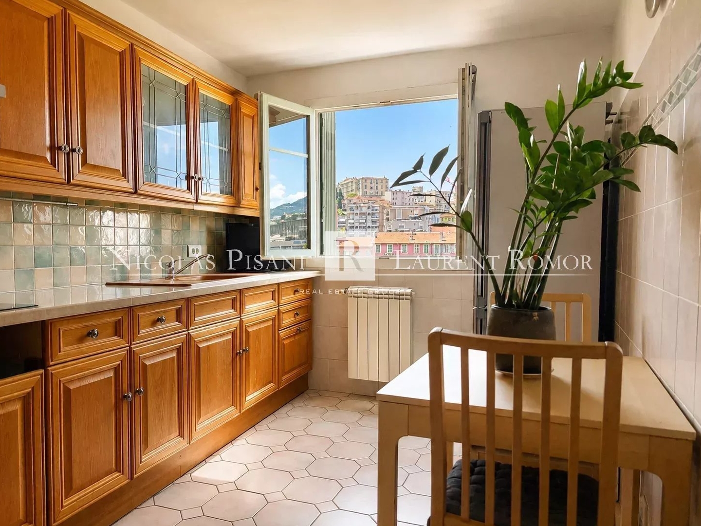 Appartement à vendre - 2 pièces - 49m2 - Nice (06000)
