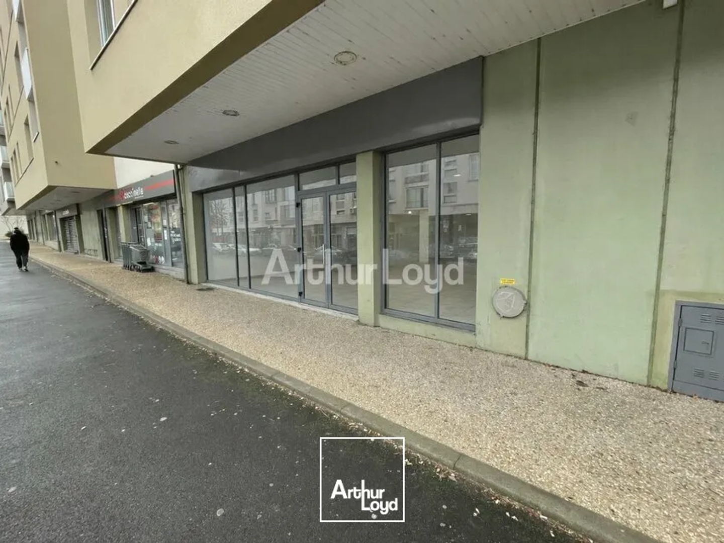 LOCAL COMMERCIAL vente à REIMS 51100