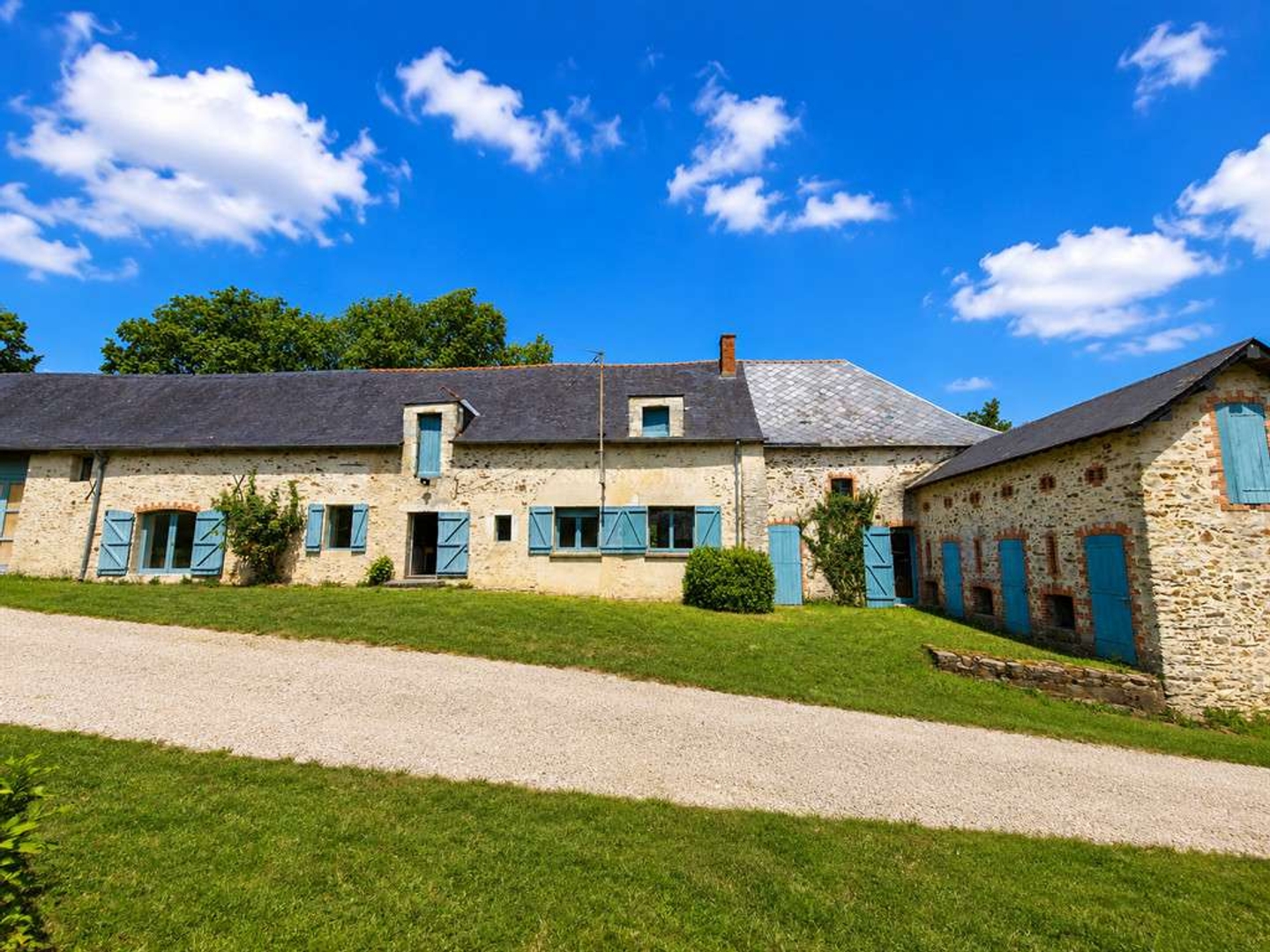 Maison 20 pièces 600 m²