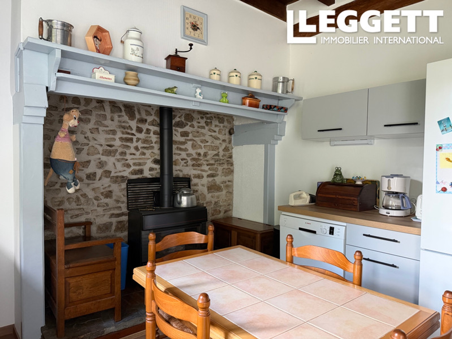 Maison à vendre - 4 pièces - 8160m2 - Condat-Sur-Ganaveix (19140)