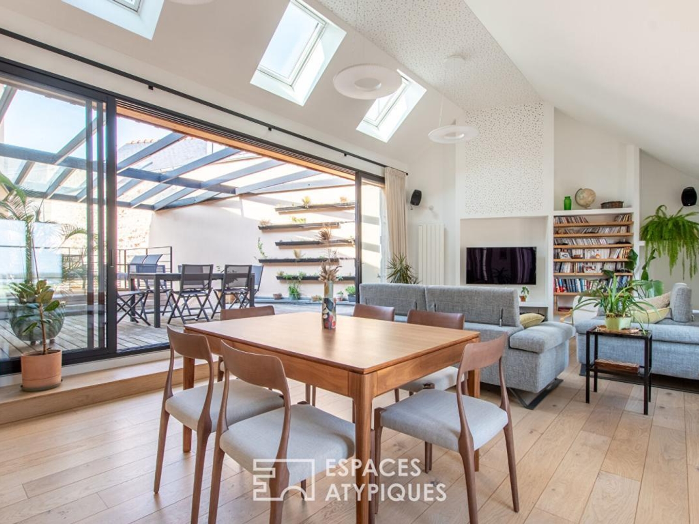 Vends maison - 189 m² - 7 pièces, 4 chambres - Brissac Loire Aubance 49320