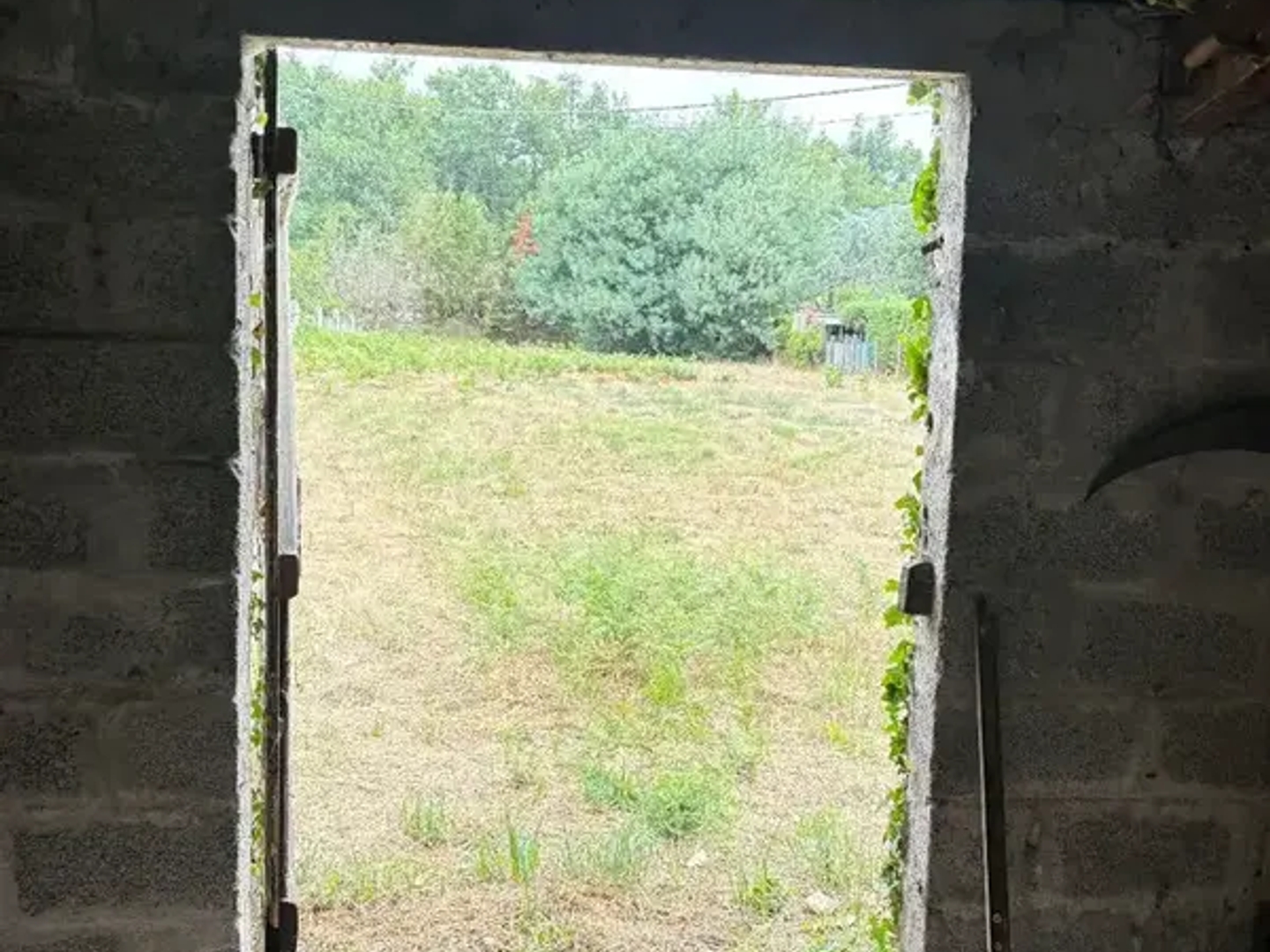 Parking / garage / box à vendre - 85m2 - Cadaujac (33140)