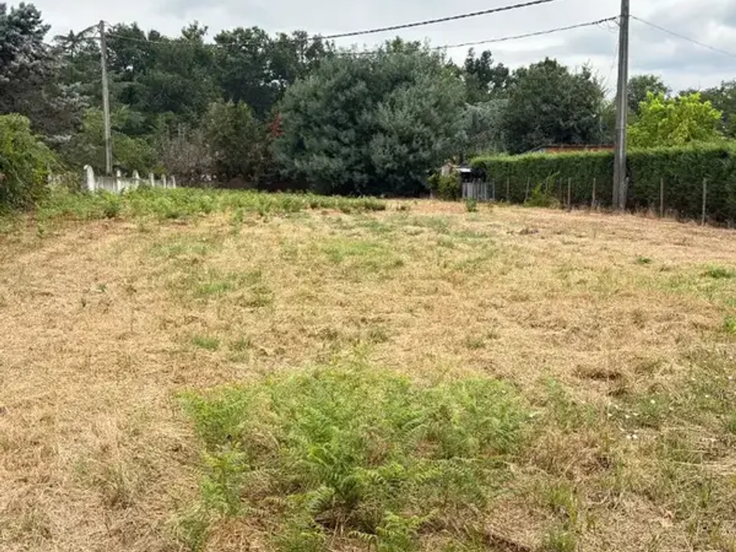 Parking / garage / box à vendre - 85m2 - Cadaujac (33140)