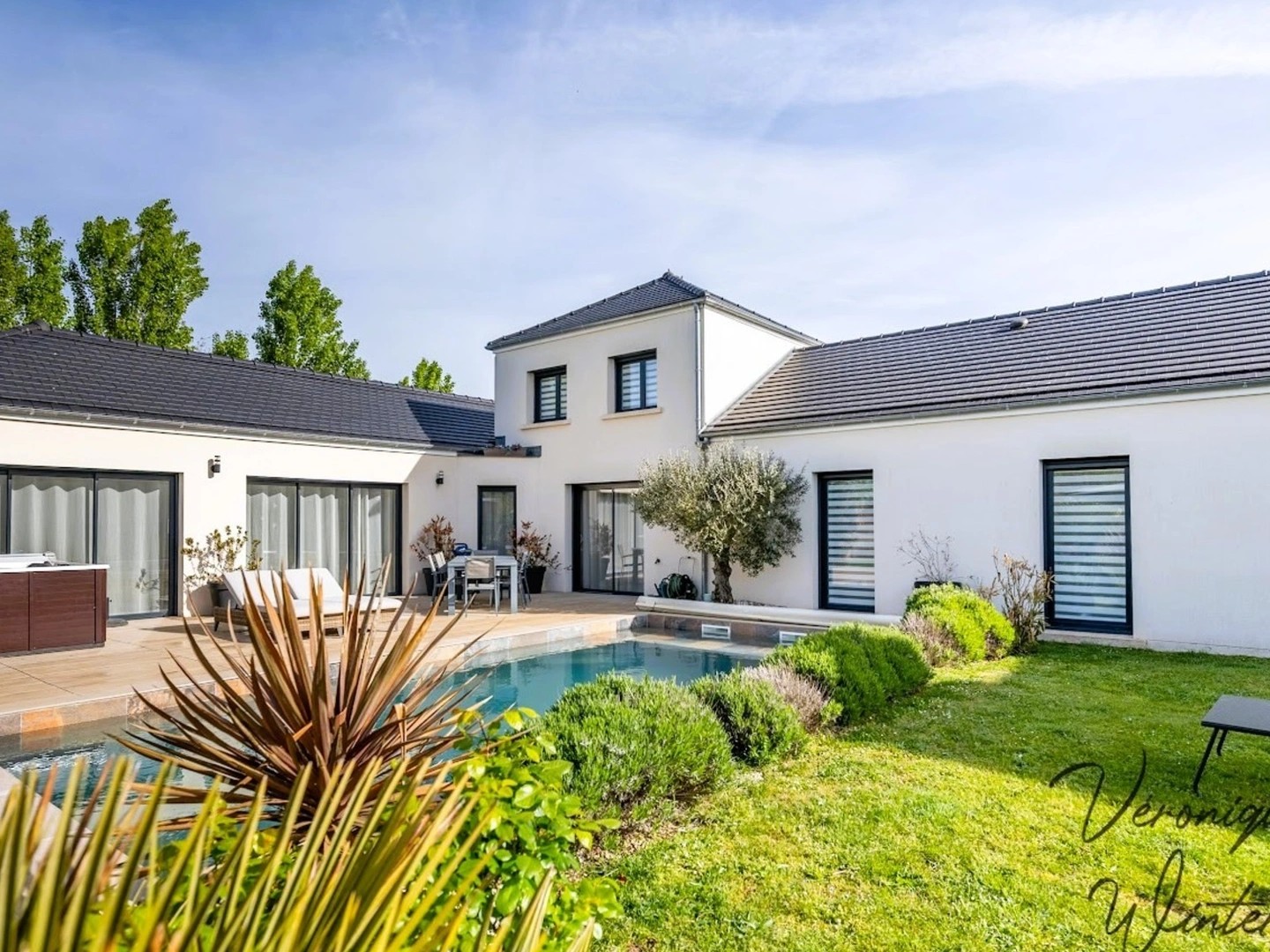 Maison 6 pièces 203 m²