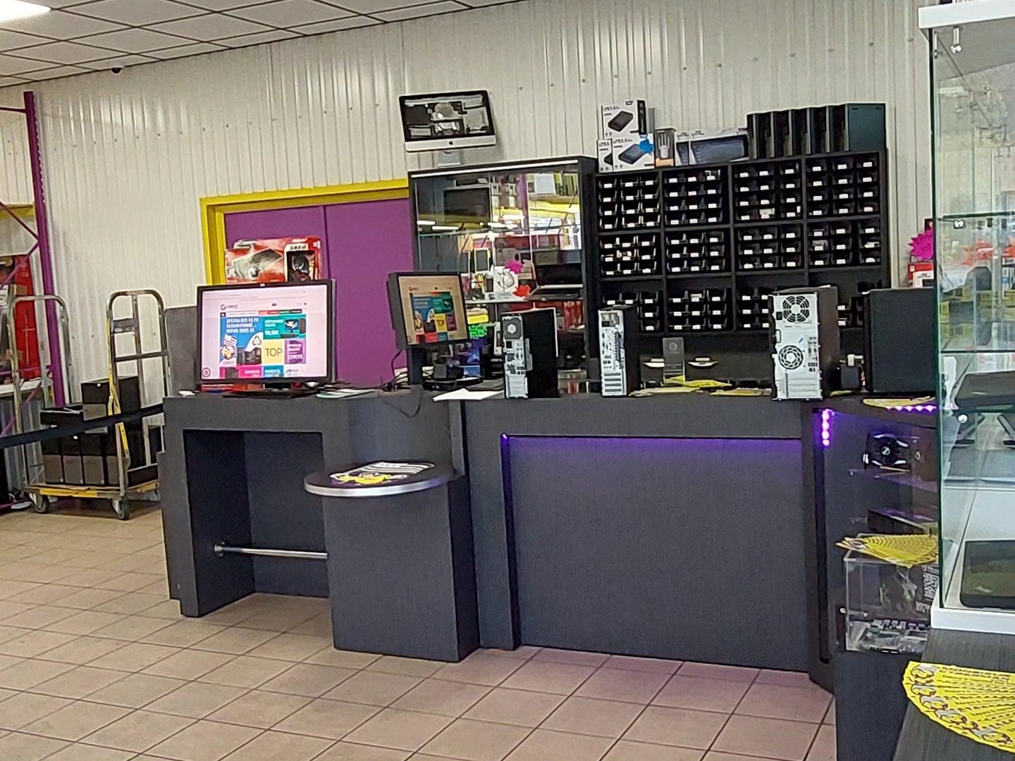Magasin à vendre - 2000m2 - Redon (35600)