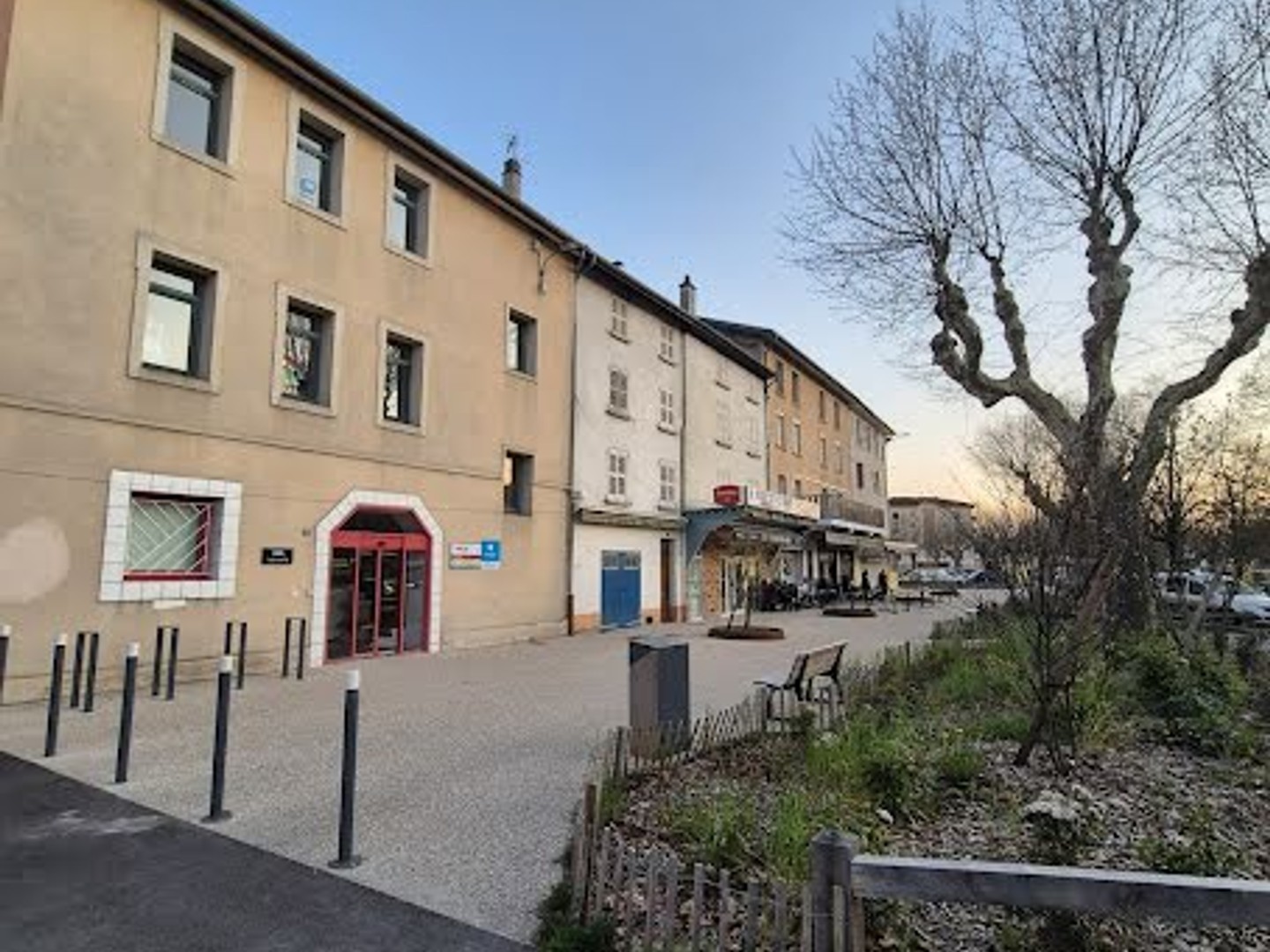 Commerce 12 pièces 337 m²