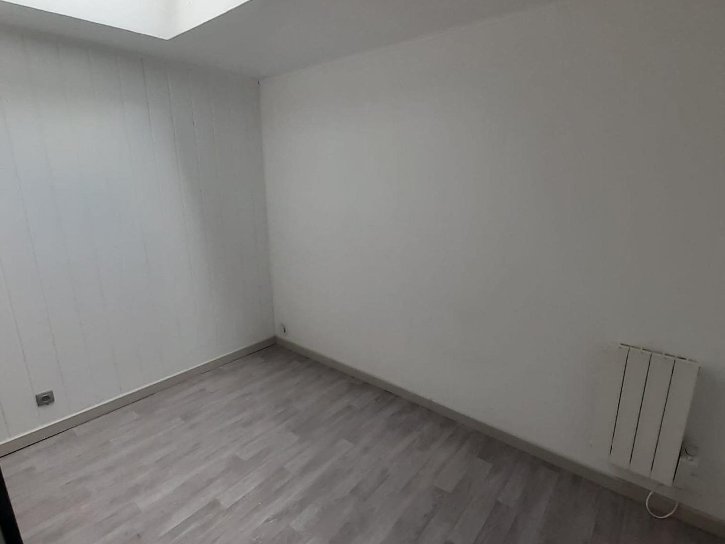 Maison à vendre - 3 pièces - 30m2 - Petit-Couronne (76650)