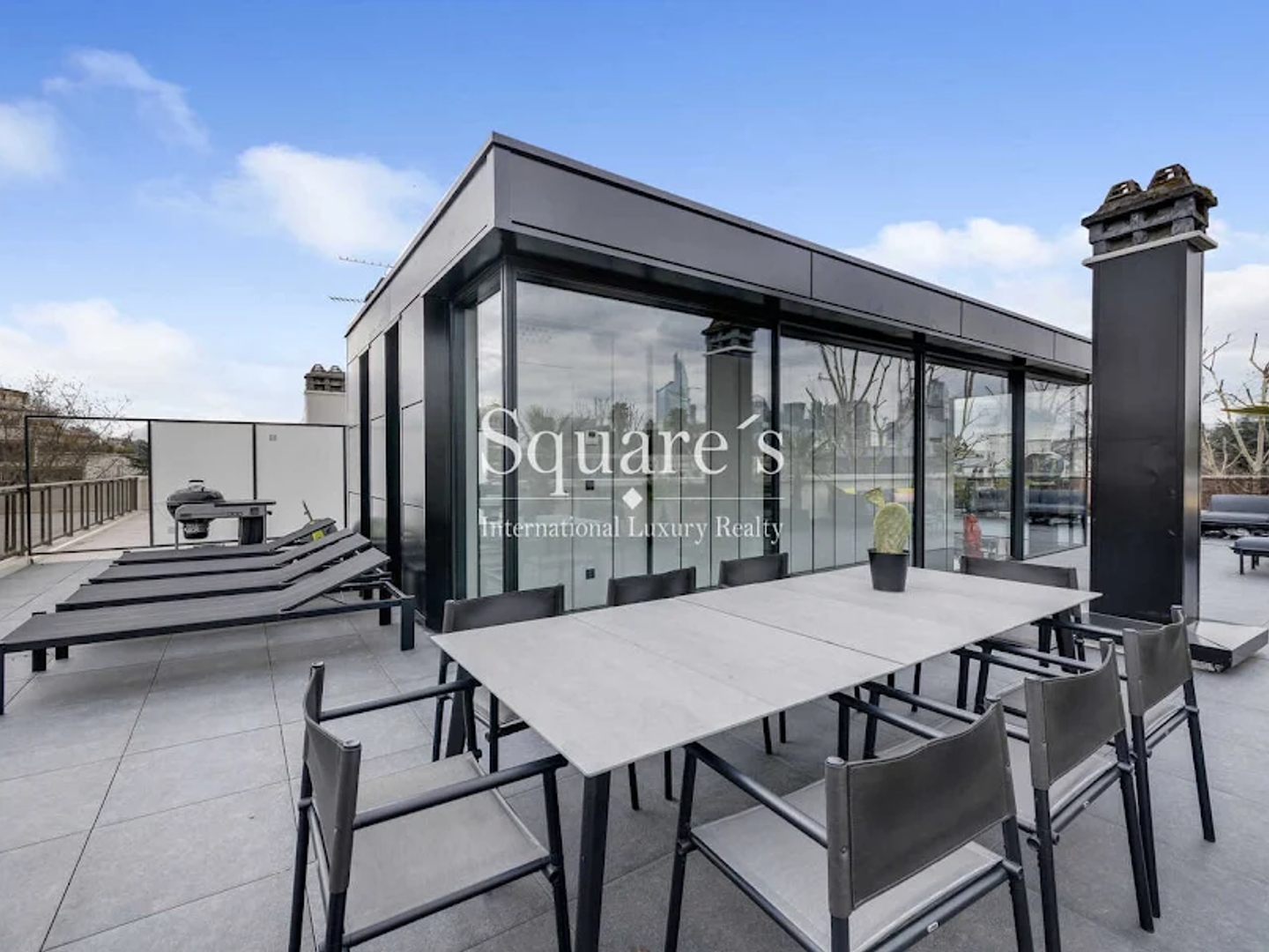 Appartement 6 pièces 193 m²