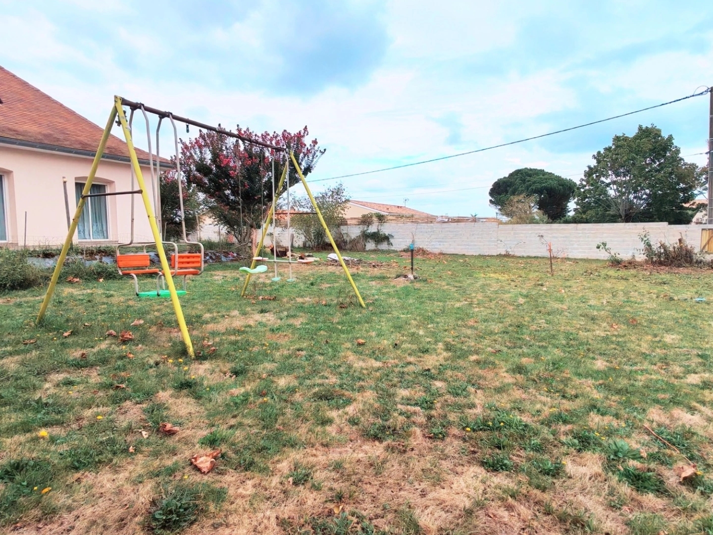 Maison à vendre - 6 pièces - 201m2 - Saint-Denis-De-Pile (33910)