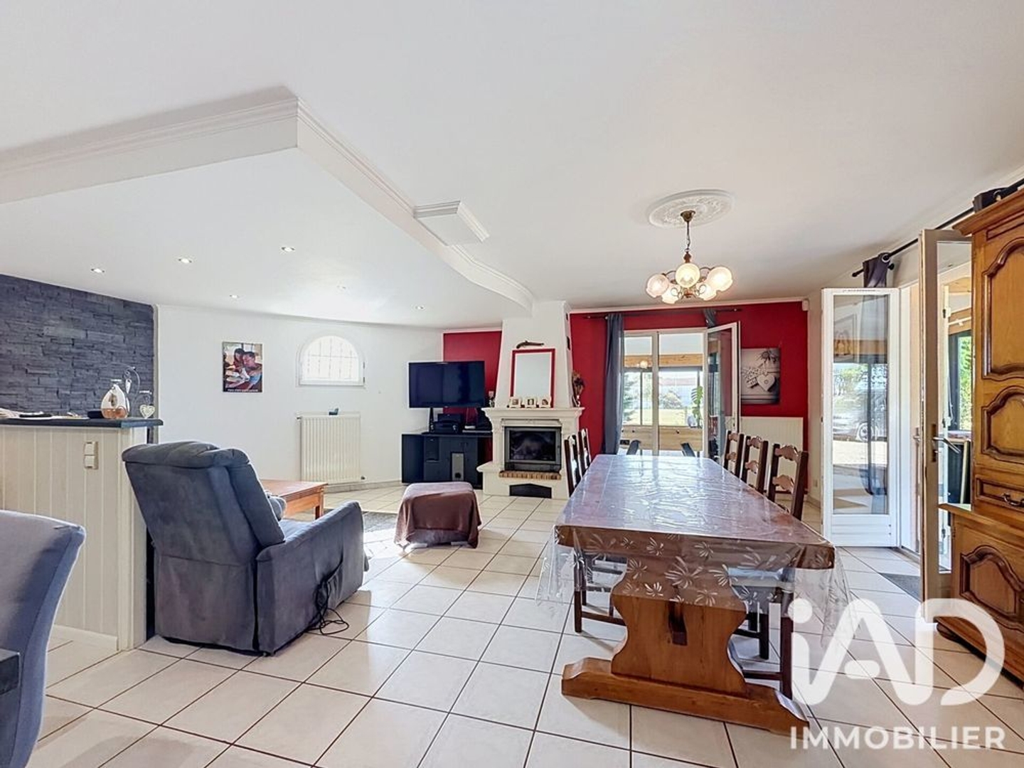 Maison à vendre - 7 pièces - 145m2 - Saint-Ciers-Sur-G... (33820)