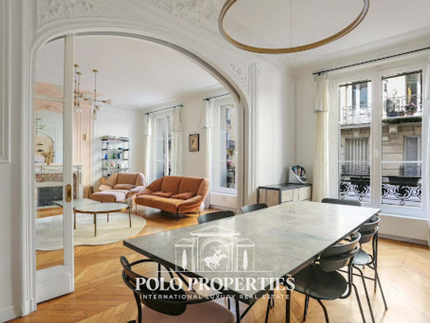 Appartement à vendre - 179m2 - Paris 16e (75016)