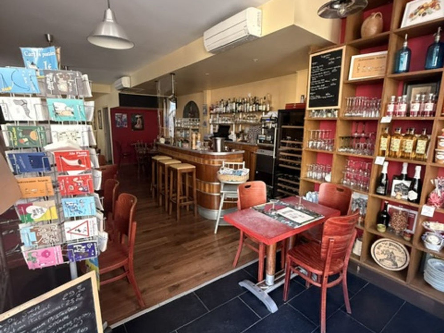 Magasin à vendre - 100m2 - Provins (77160)