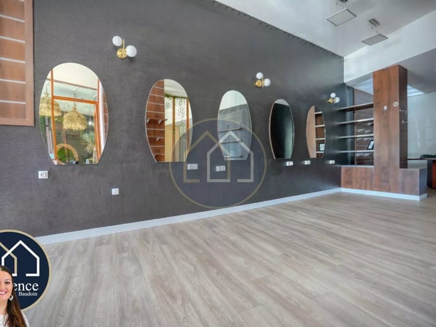Bureaux à vendre - 2 pièces - 56m2 - Nogent-Le-Roi (28210)