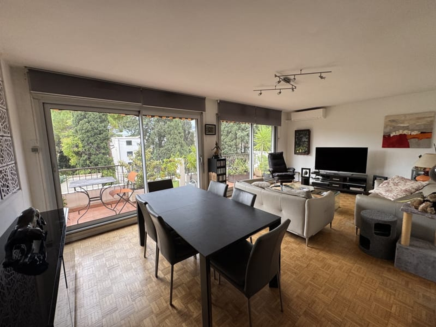 Appartement à vendre - 4 pièces - 93m2 - Marseille 8e (13008)
