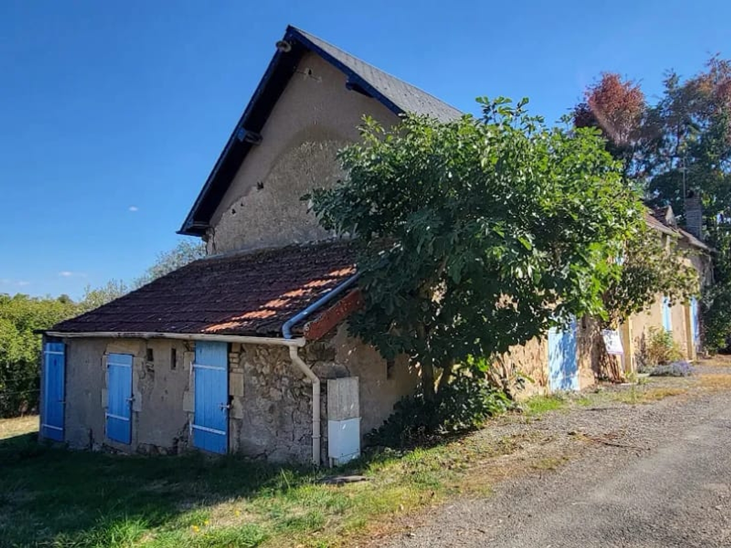 Maison à vendre - 2 pièces - 65m2 - Sémelay (58360)