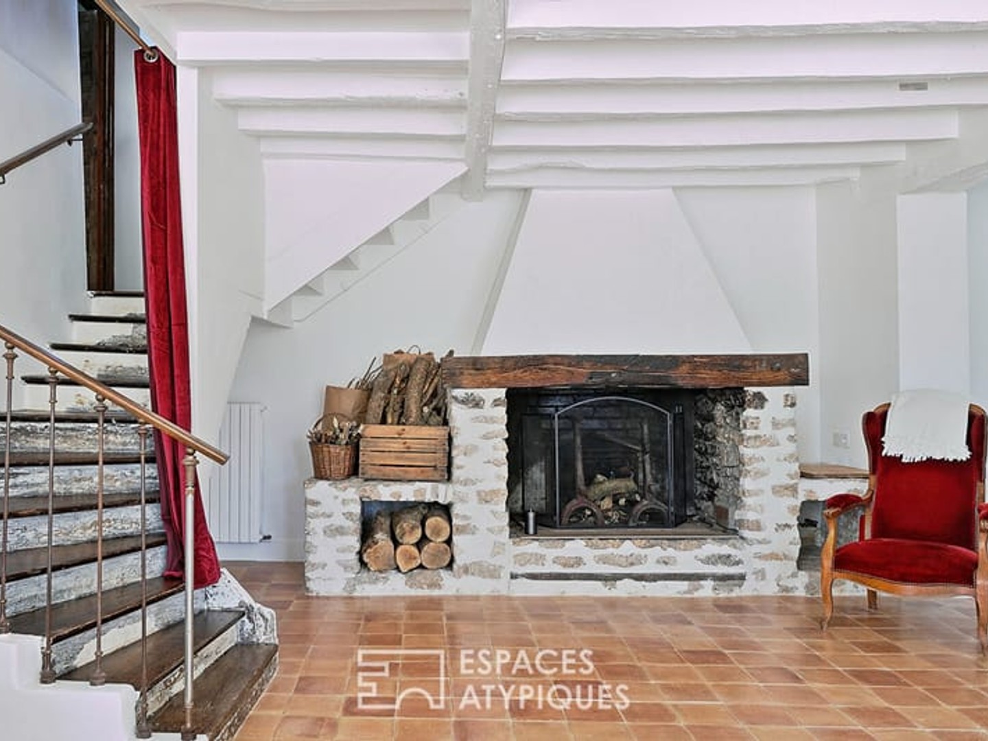 Maison à vendre - 7 pièces - 219m2 - Saint-Martin-Du-B... (77320)