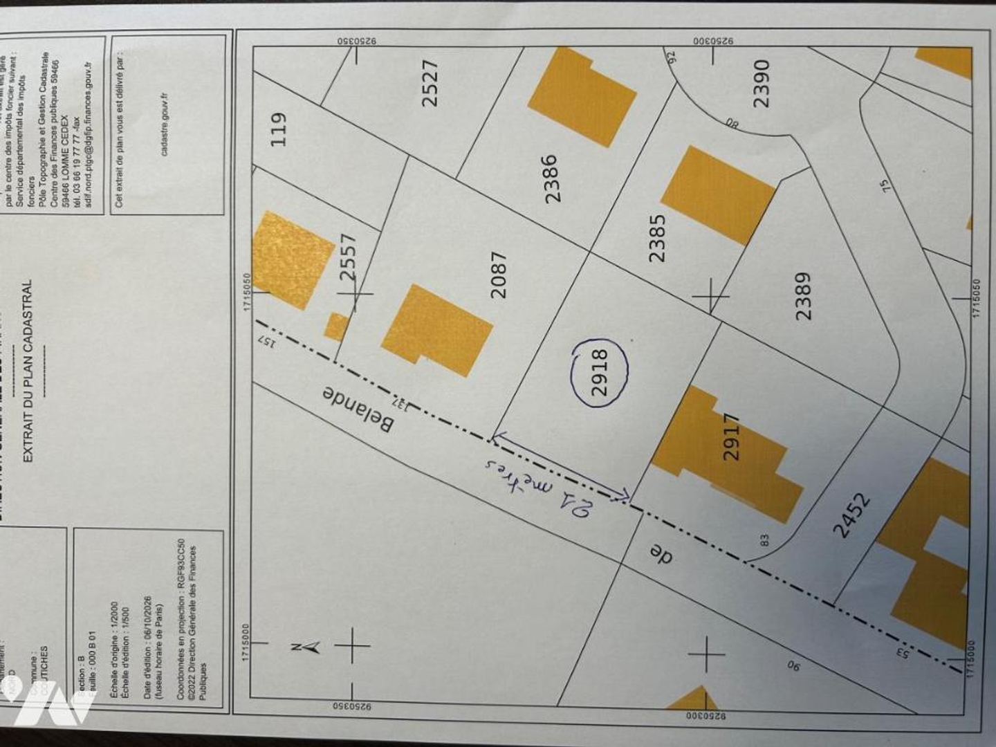 Terrain 608 m²