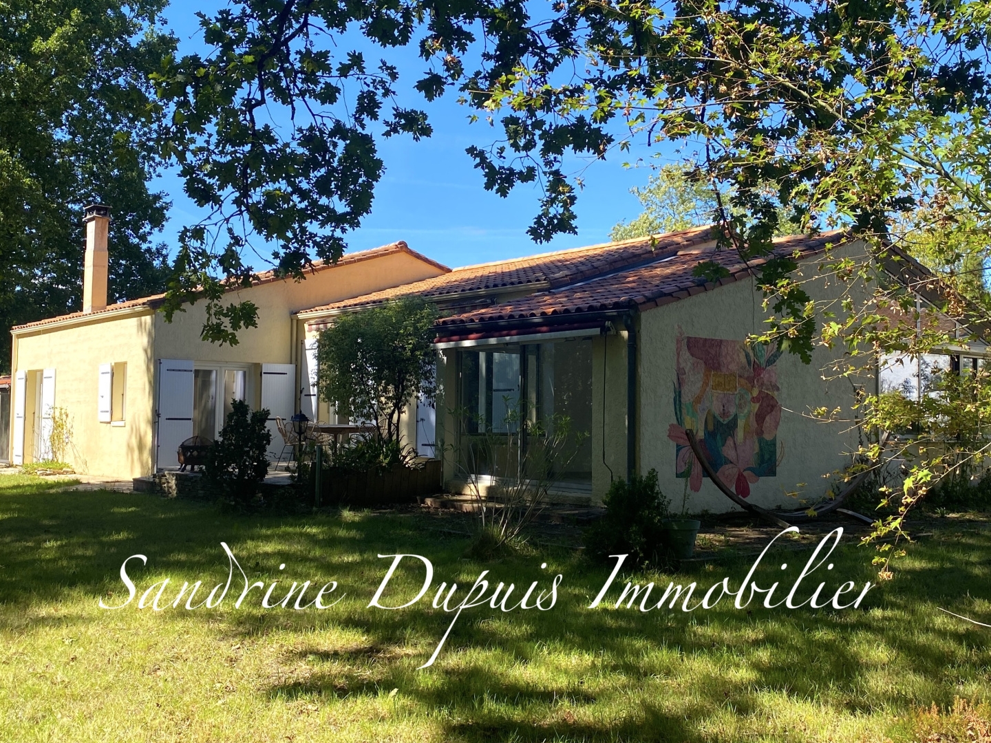 Maison à vendre - 7 pièces - 190m2 - Chermignac (17460)