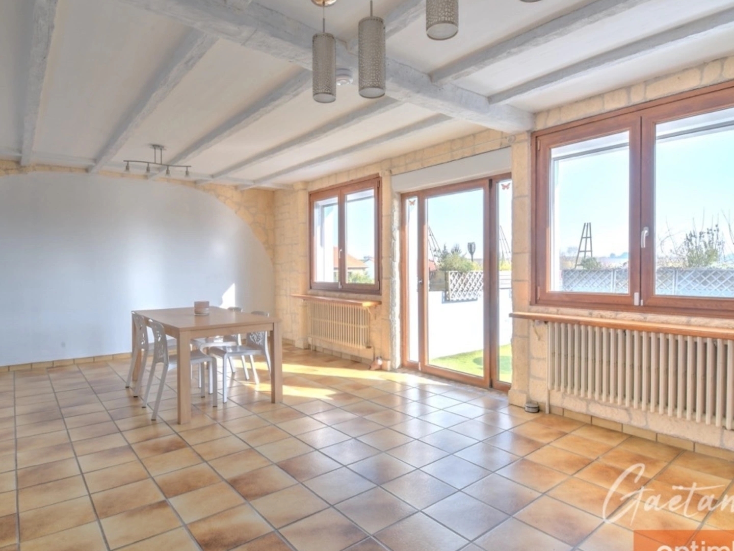 Trémery - Maison à vendre 9 pièces avec jardin, l'espace parfait pour toute la famille ! 🏡