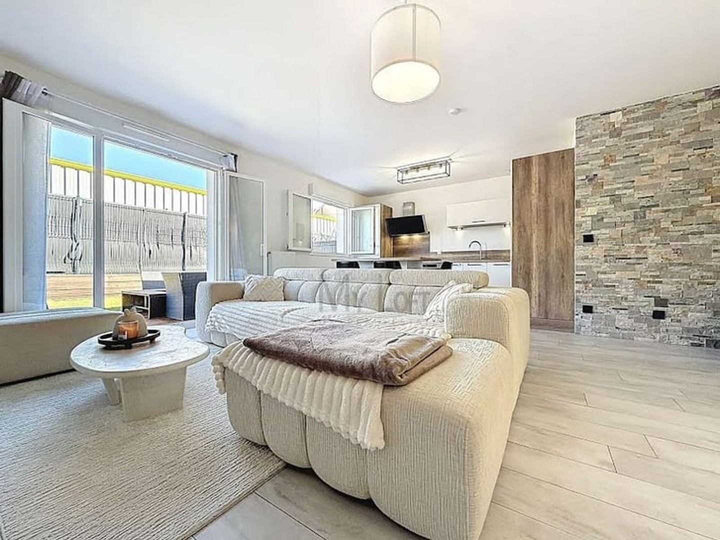Maison 2 pièces 66 m²