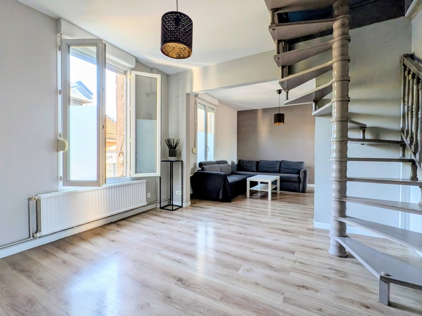 Appartement 6 pièces 105 m²