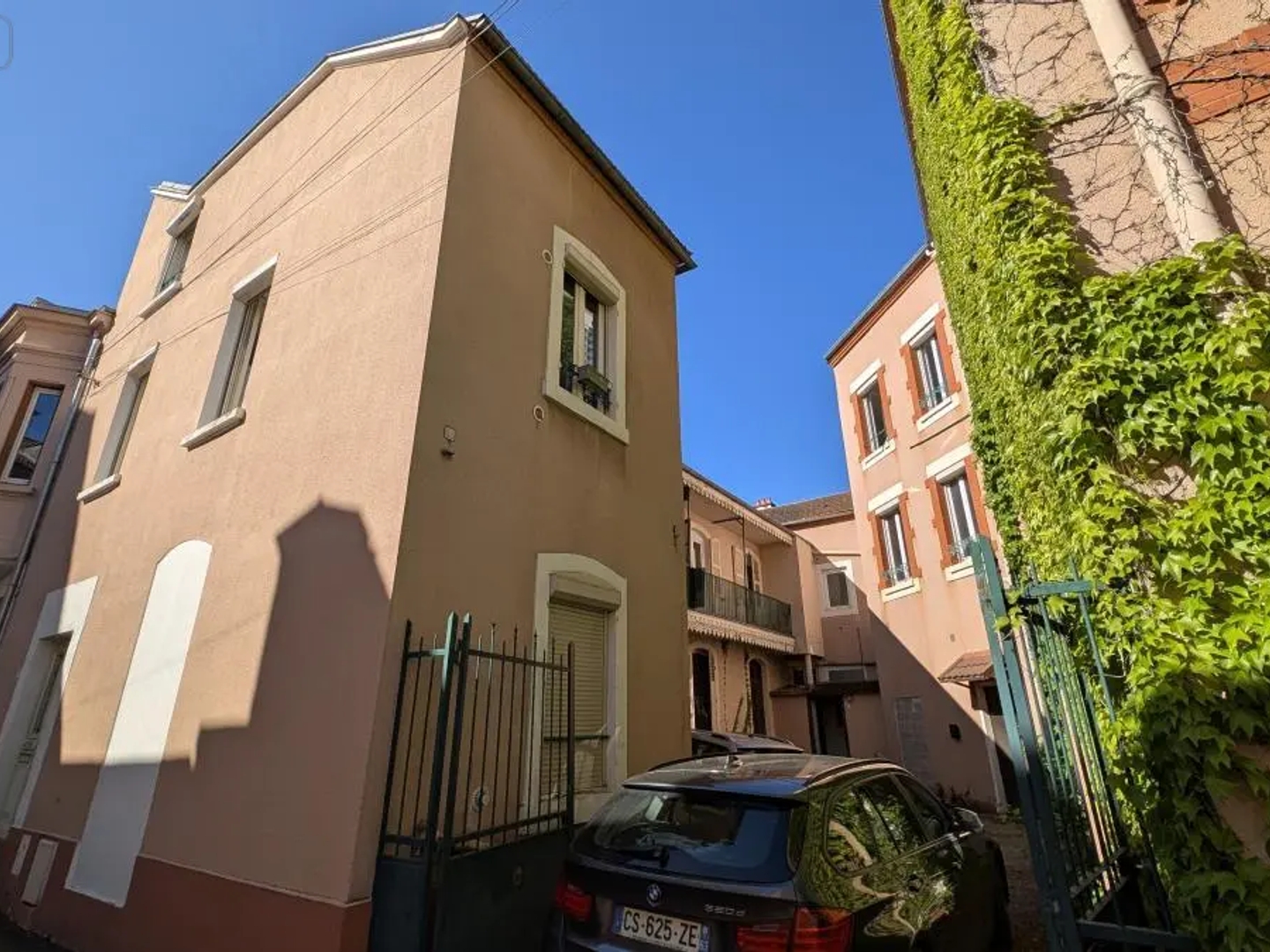 Immeuble à vendre - 588m2 - Vichy (03200)