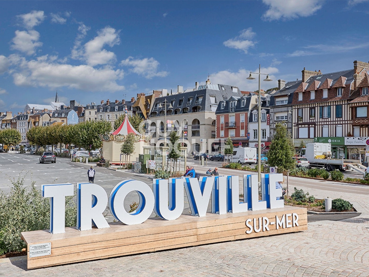 APPARTEMENT - HYPER CENTRE TROUVILLE SUR MER