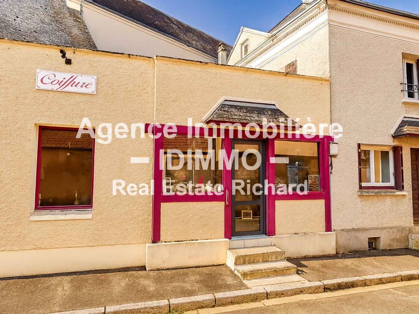 Immeuble de rapport de 3 lots Idéal investisseur Local comme