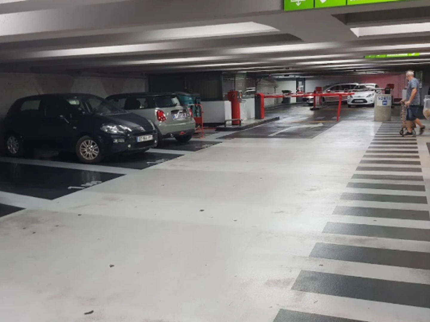 Parking / garage / box à vendre - 13m2 - Toulouse (31000)
