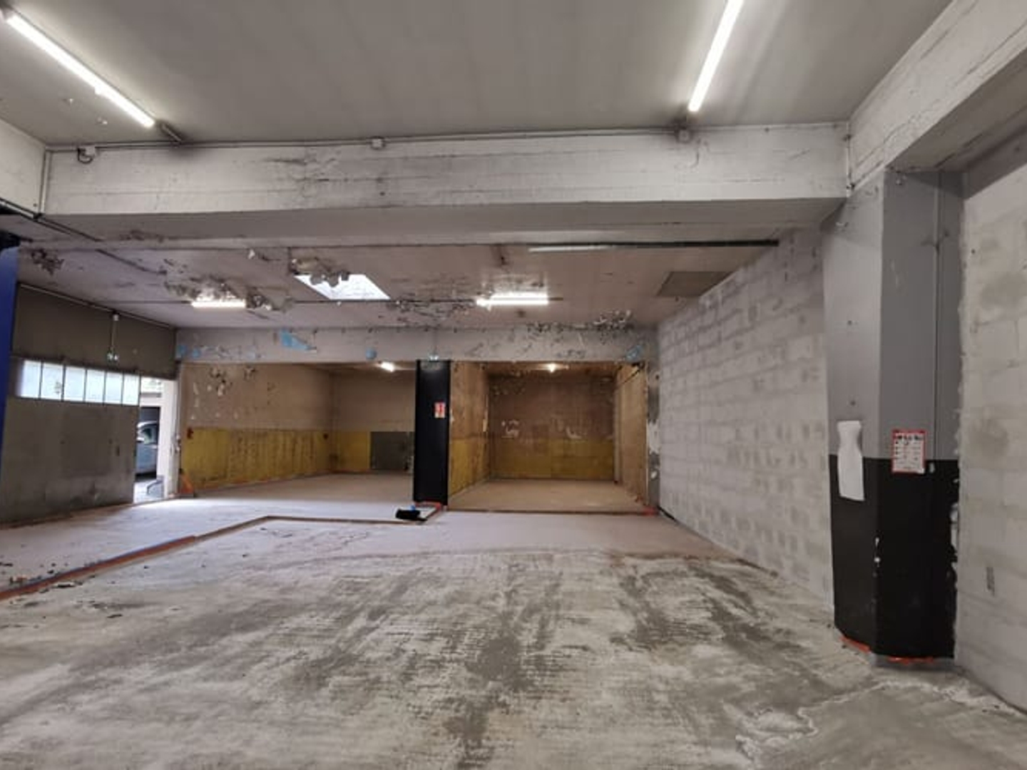 Locaux à vendre - 257m2 - Pau (64000)