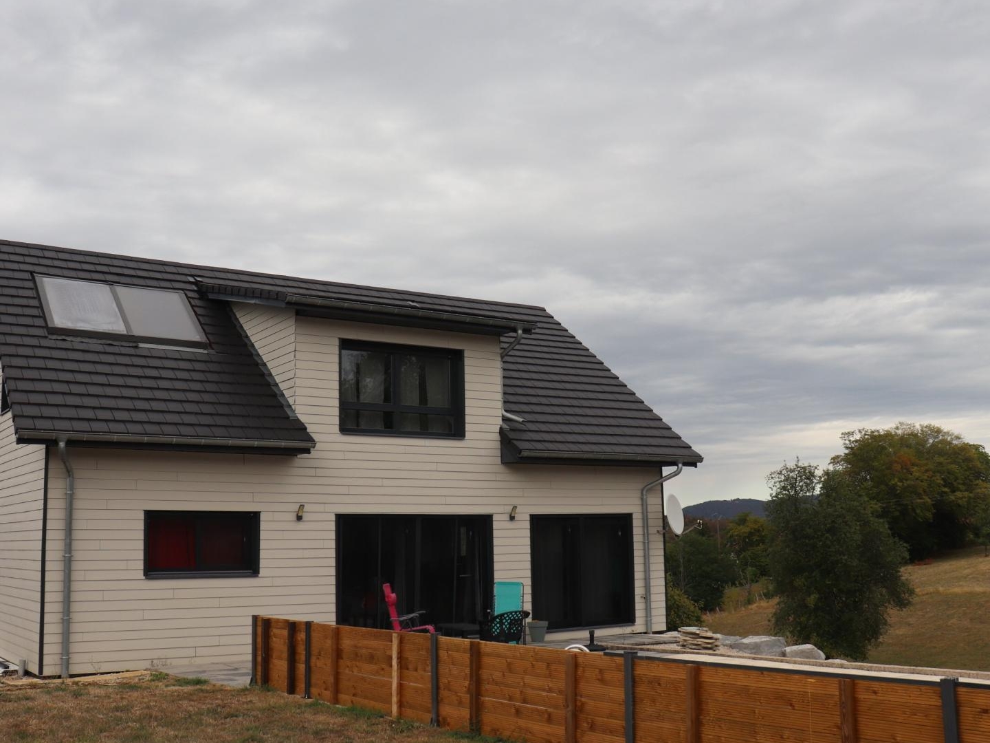 BOUM. 163m² DE VRAIE MAISON. PAS UNE BOITE IKEA.