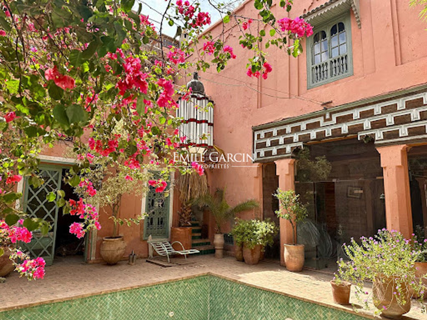 Propriété 20 pièces 700 m²
